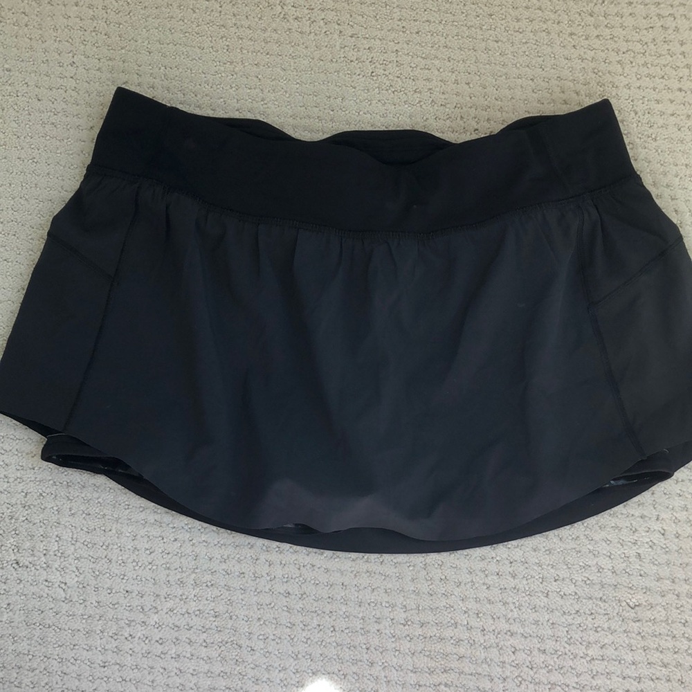 Cute little Lulu skort!! Perfect for running errands or ACTUALLY playing tennis!